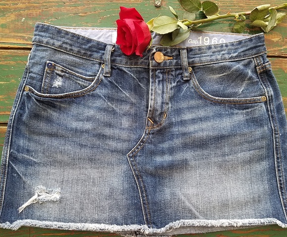 GAP Dresses & Skirts - 🌹GAP Vintage 1969 Jean Mini Skirt 26 2 EUC